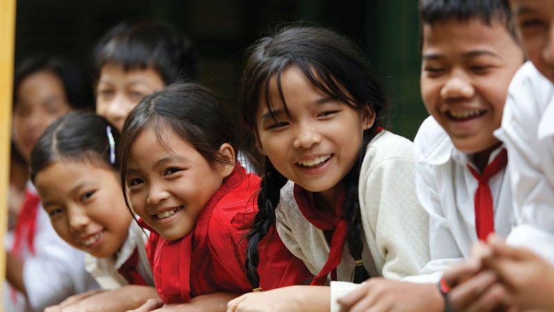 Vietnamese-schoolgirls