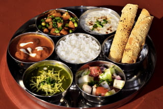 Ganesh Indian Restaurant - Mid-scale Restaurant - Citypassguide.com