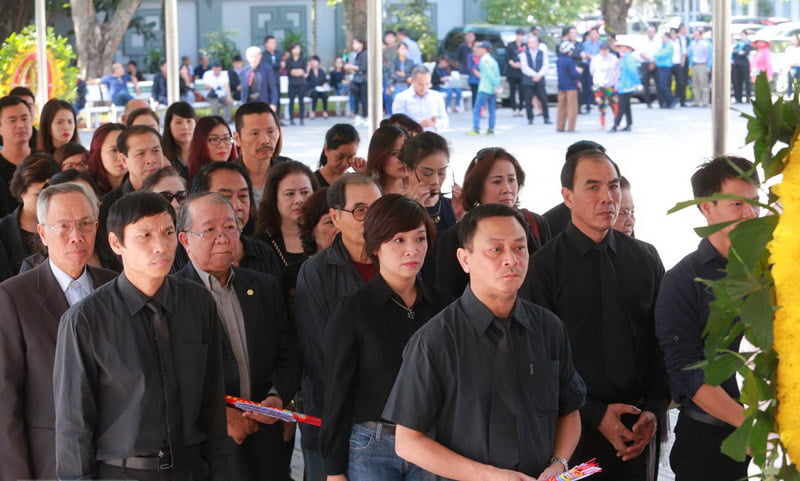 Vietnam Funerals Guest Arrivals